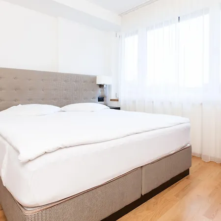 Apartment Swiss Star Longstreet - Self Check-in Zürich