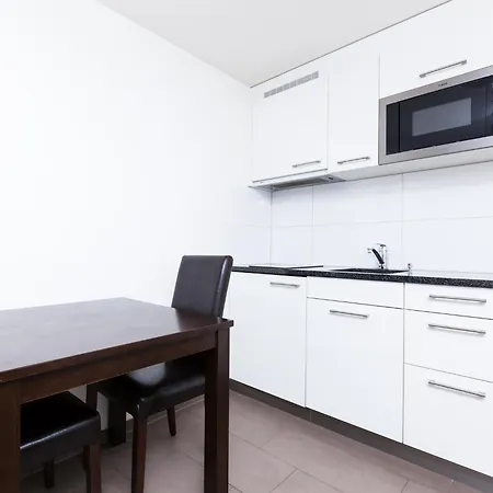 Swiss Star Longstreet - Self Check-in * Zurique