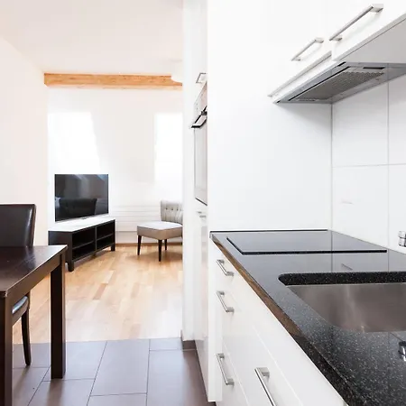 Apartment Swiss Star Longstreet - Self Check-in Zurich