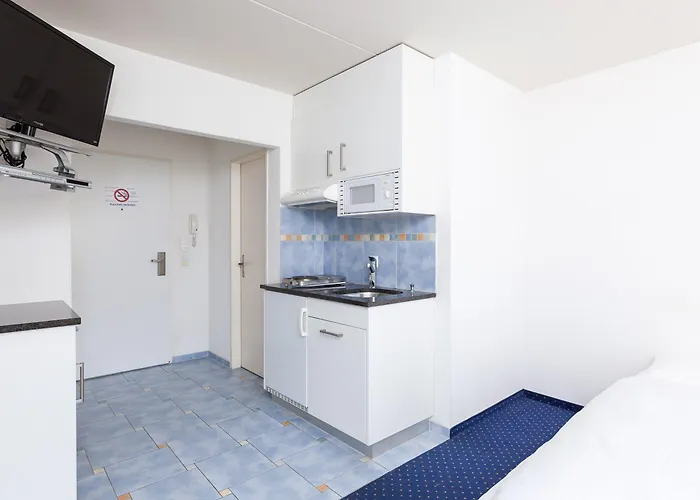 Swiss Star Longstreet - Self Check-in Apartment Zurich