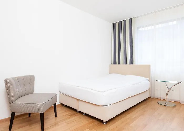 Swiss Star Longstreet - Self Check-in アパート チューリッヒ