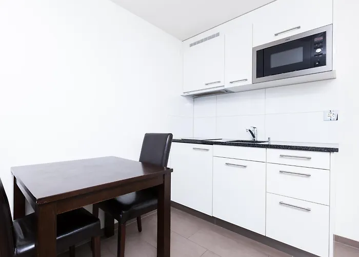 Swiss Star Longstreet - Self Check-in * チューリッヒ