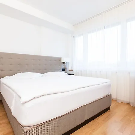 Swiss Star Longstreet - Self Check-in Цюрих